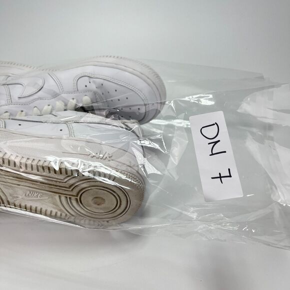 Nike Air Force 1 Low White Leather Athletic Shoes DD8959-100 Women's Size 7.5 - Picture 11 of 11